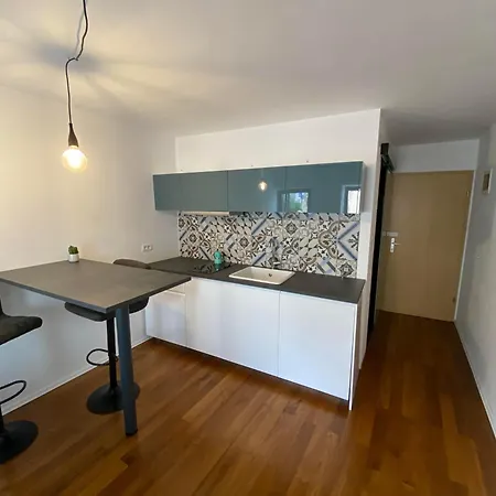 Free Parking Apartment